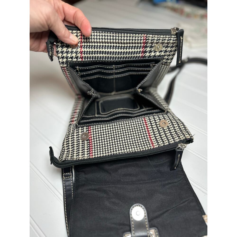 Chaps Houndstooth Patterned Crossbody Bag Black L… - image 3